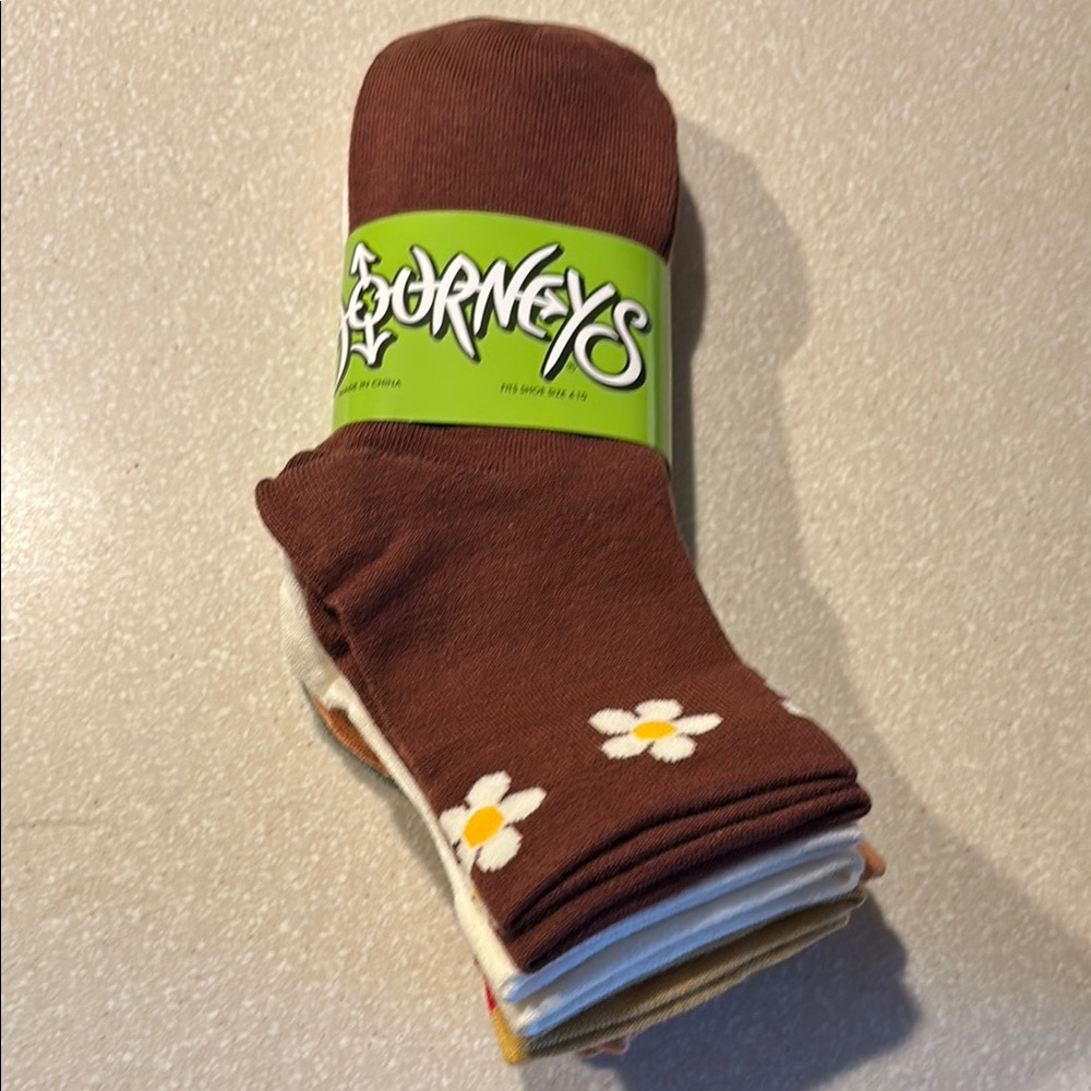 Journeys Brown Floral Socks Set